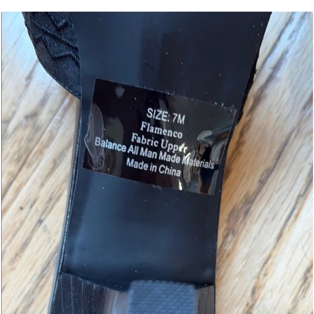 NWT NWOB Chicos Flamenco Black Beaded Square Toe Low Kitten Heel Mules Shoes 7 - Picture 16 of 16